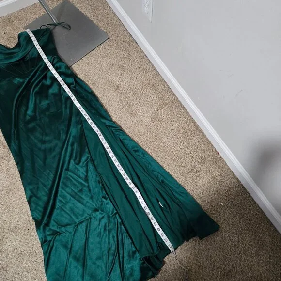 11 (fits ~8-10) GB (Gianni Bini) Emerald Green Satin Bustier Split Thigh Gown - Picture 11 of 12